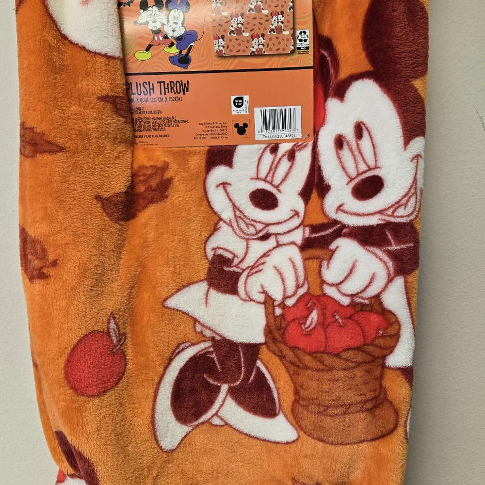 Disney Mickey Mouse Minnie Fall Leaves and Apples Plush Throw Blanket Orange
